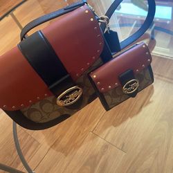 COACH Georgie Saddle Bag   (Colorblock Signature Canvas W/!Riv CB ets)