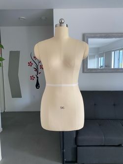 Dress form