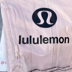 Lulú Lemon Pink Top Zip Up 