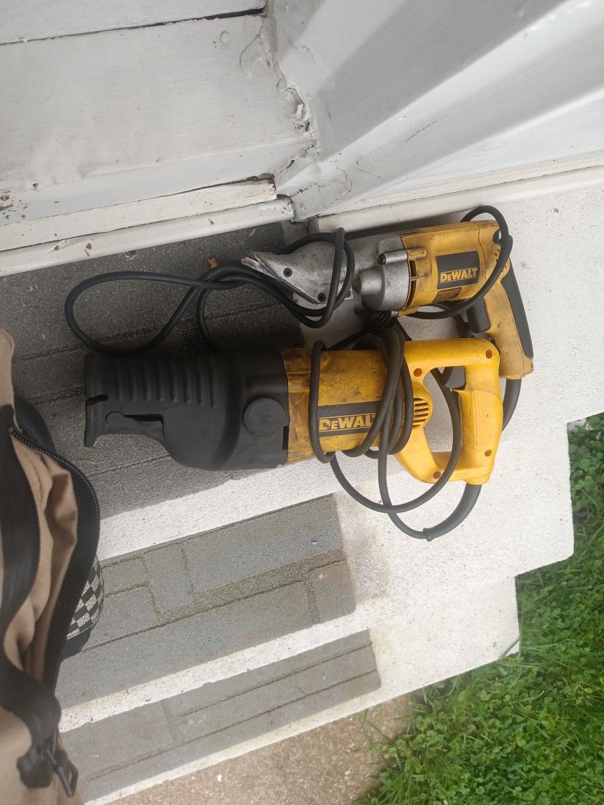 Swivel Head Shear And A Reciprocating Saw Wit No Blade