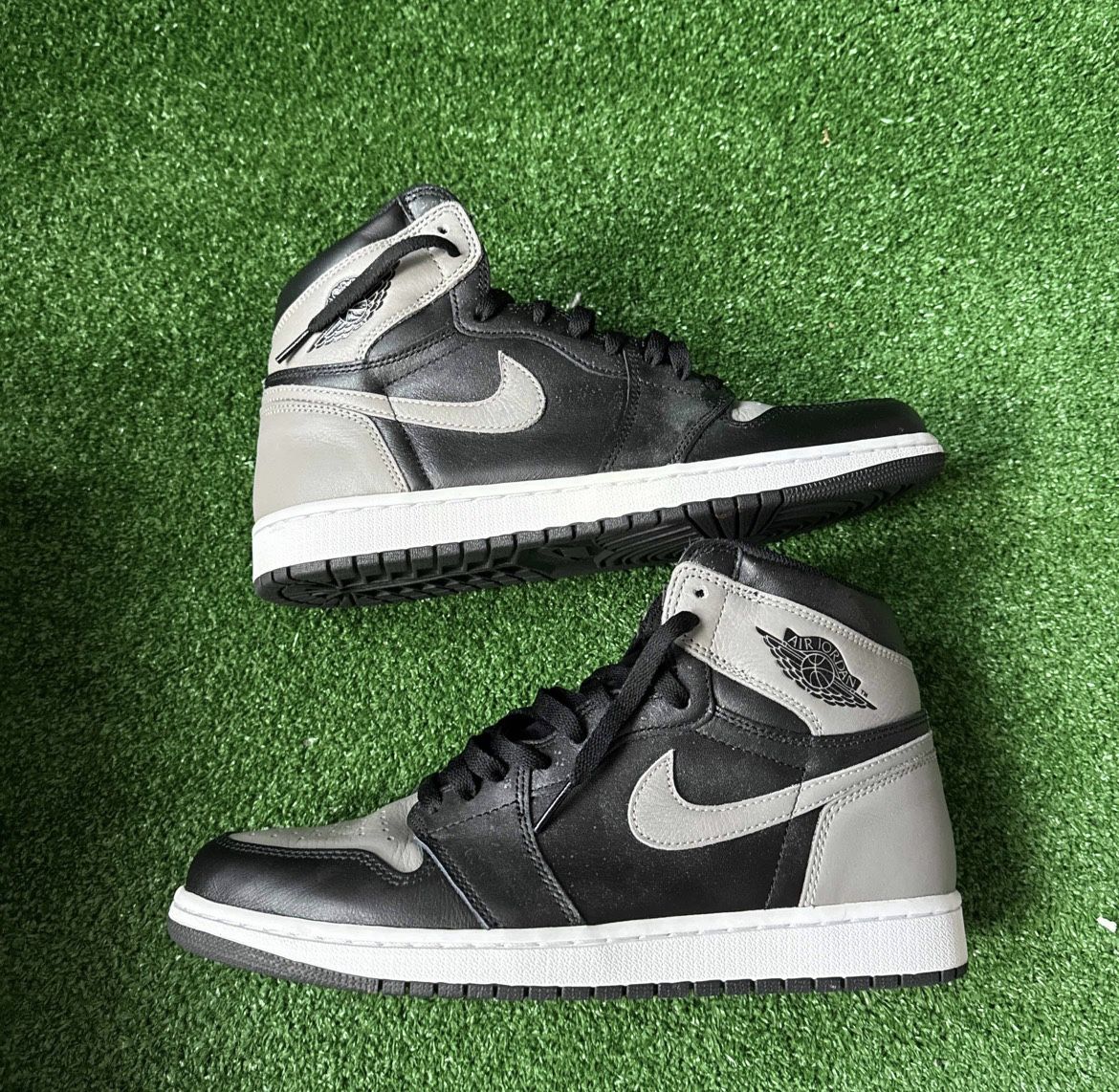 Air Jordan 1 Retro High Shadow