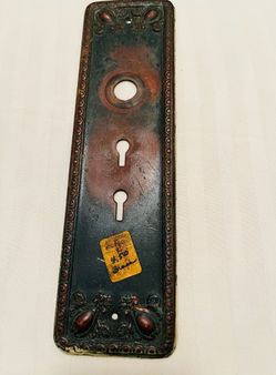Antique double keyhole  door plate