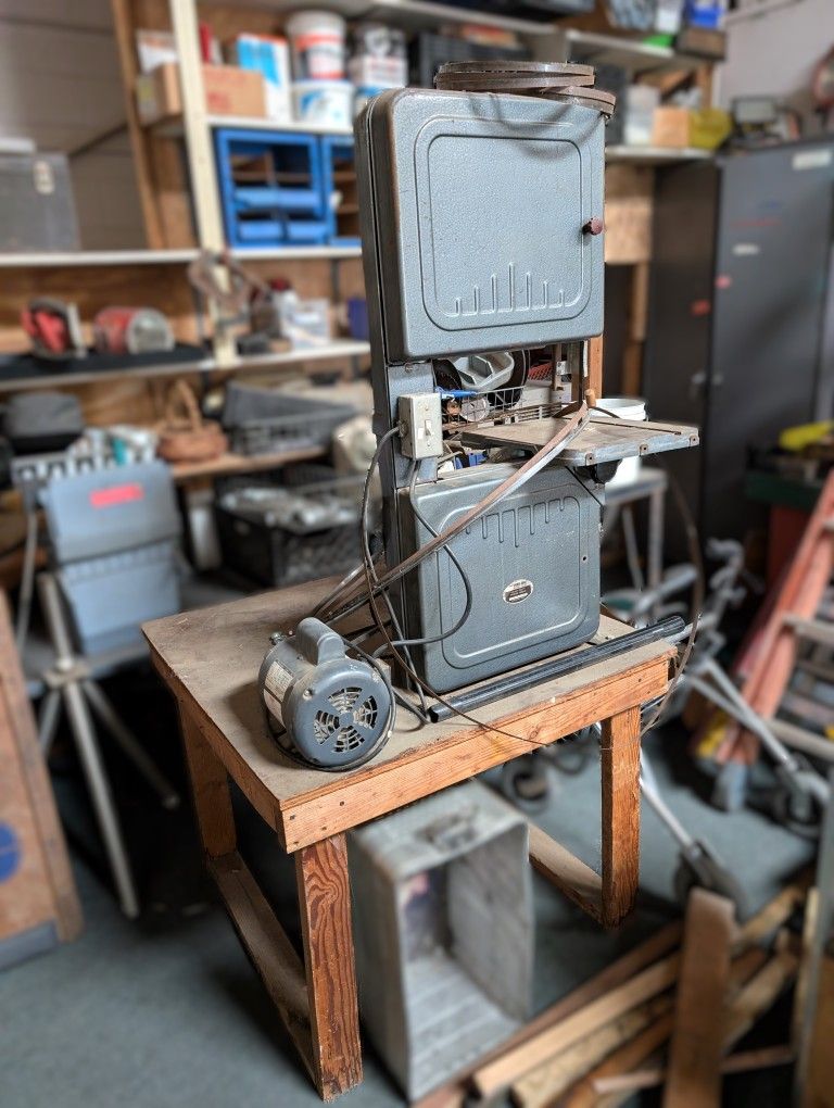 Montgomery Ward Powr-Kraft 14" Bandsaw