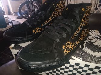 Vans skate hi size 12 leopard cheetah cher strawberry NEW