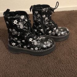 Cute Boots