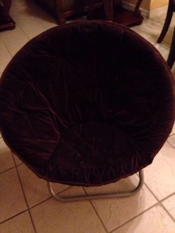 Round chair