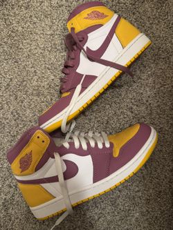 Nike Size 8 Men Used