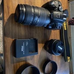 Nikon D5300 Camera Kit – Great Condition