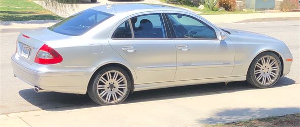 2008 Mercedes E350 clean title,  208k miles $2800 obo