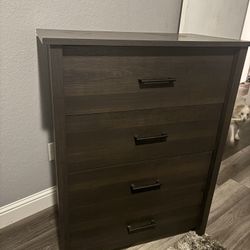Dresser / Drawer 