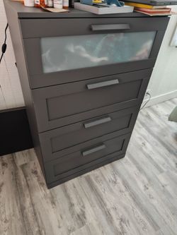 BRIMNES 4-drawer dresser