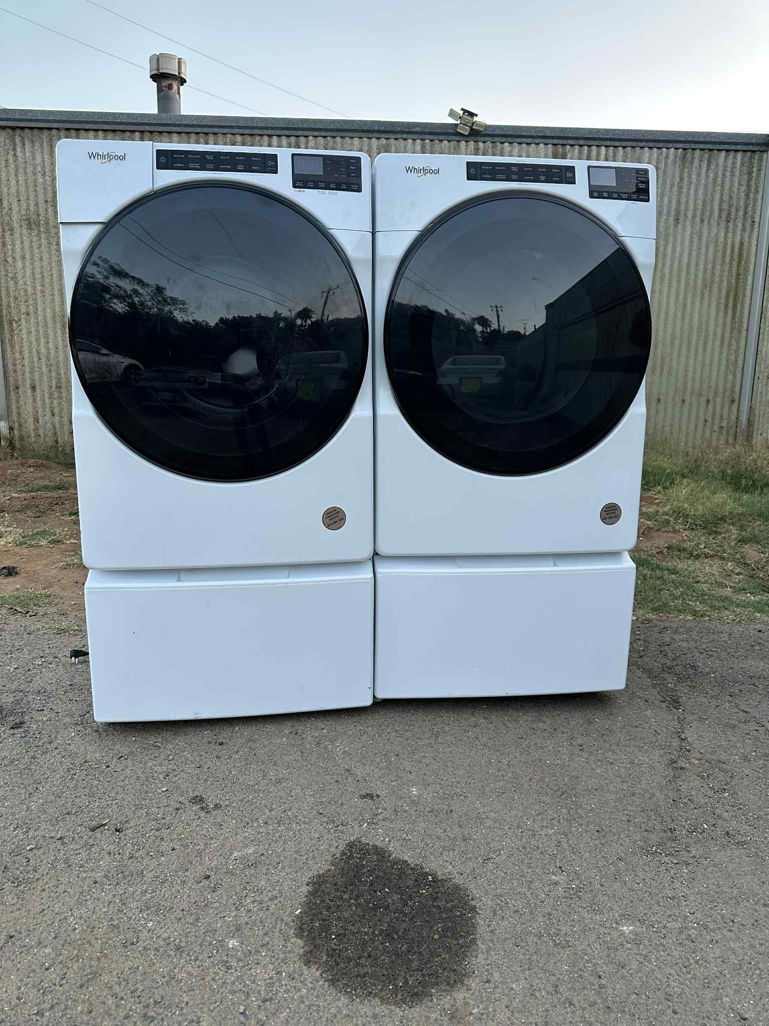 Whirlpool Washer And Electric Dryer