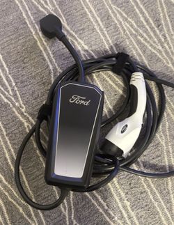 Ford EV Charger Mustang Mach-E CMax F150 Lightning E-transit charging 5-15