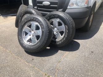 Jeep Wrangler seat tire