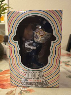 LA Dodgers Sugar Skull bobblehead
