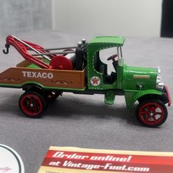 Ertl 1/34 Scale Diecast CP7311 - Texaco 1925 Kenworth Wrecker