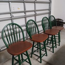 (4) Swivel Bar Stools