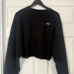 Alo Accolade Cropped Crewneck Pullover 