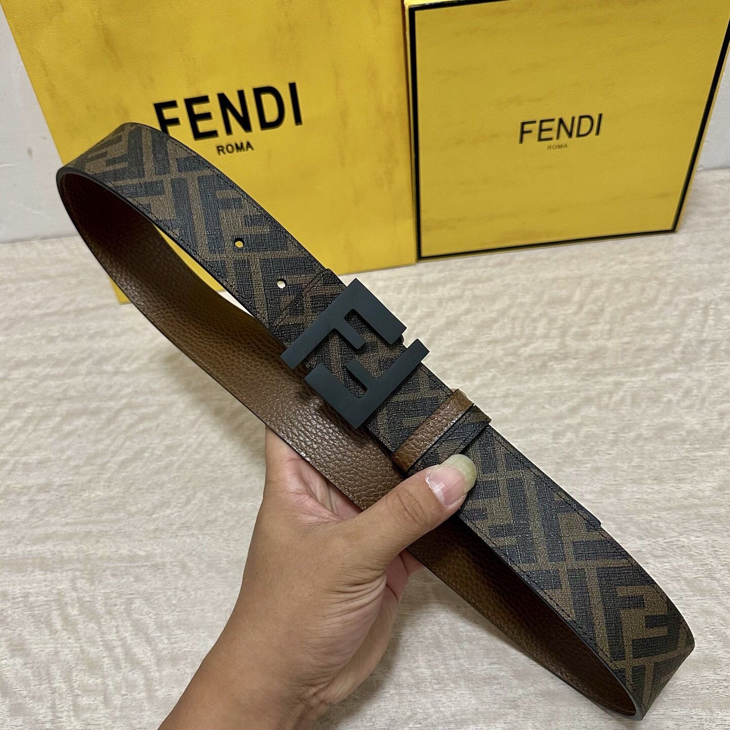 Fendi Men’s Belt With Box 2025 New 