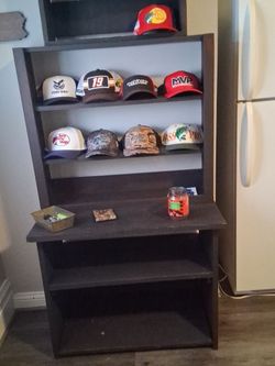 Black Hutch
