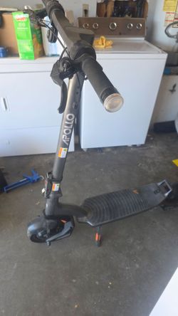Apollo Electric Scooter