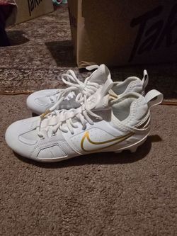 Nike lacrosse size 6.5