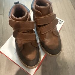 Cat & Jack Sz: 11 Toddler Boots Brown