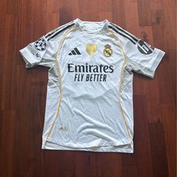 Real Madrid Mbappe Jersey Size M
