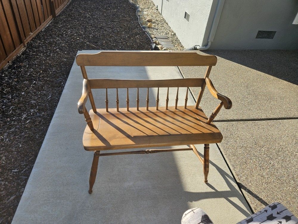 Deacon's Bench - 100% Maple 