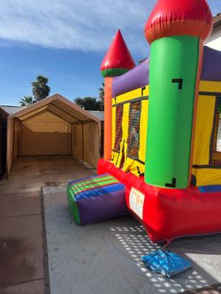 Bounce houses for sale! Brincolínes de venta!