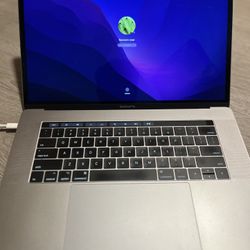Apple MacBook Pro 15β 2017 - 2.9Ghz i7, 16gb Ram, 512gb SSD, Radeon