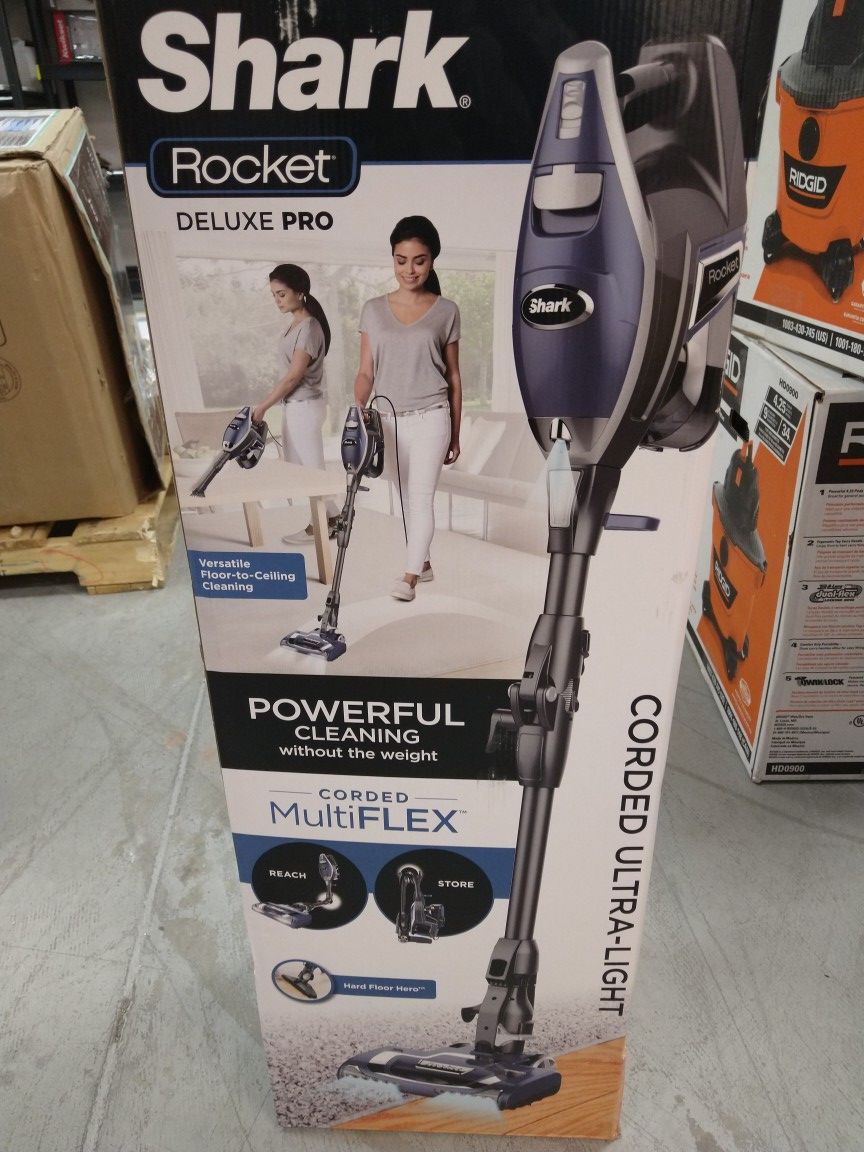 SHARK ROCKET DELUXE PRO