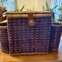 21 Piece Picnic Basket Set