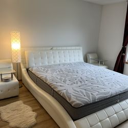 King Size White Leather Bedroom Set