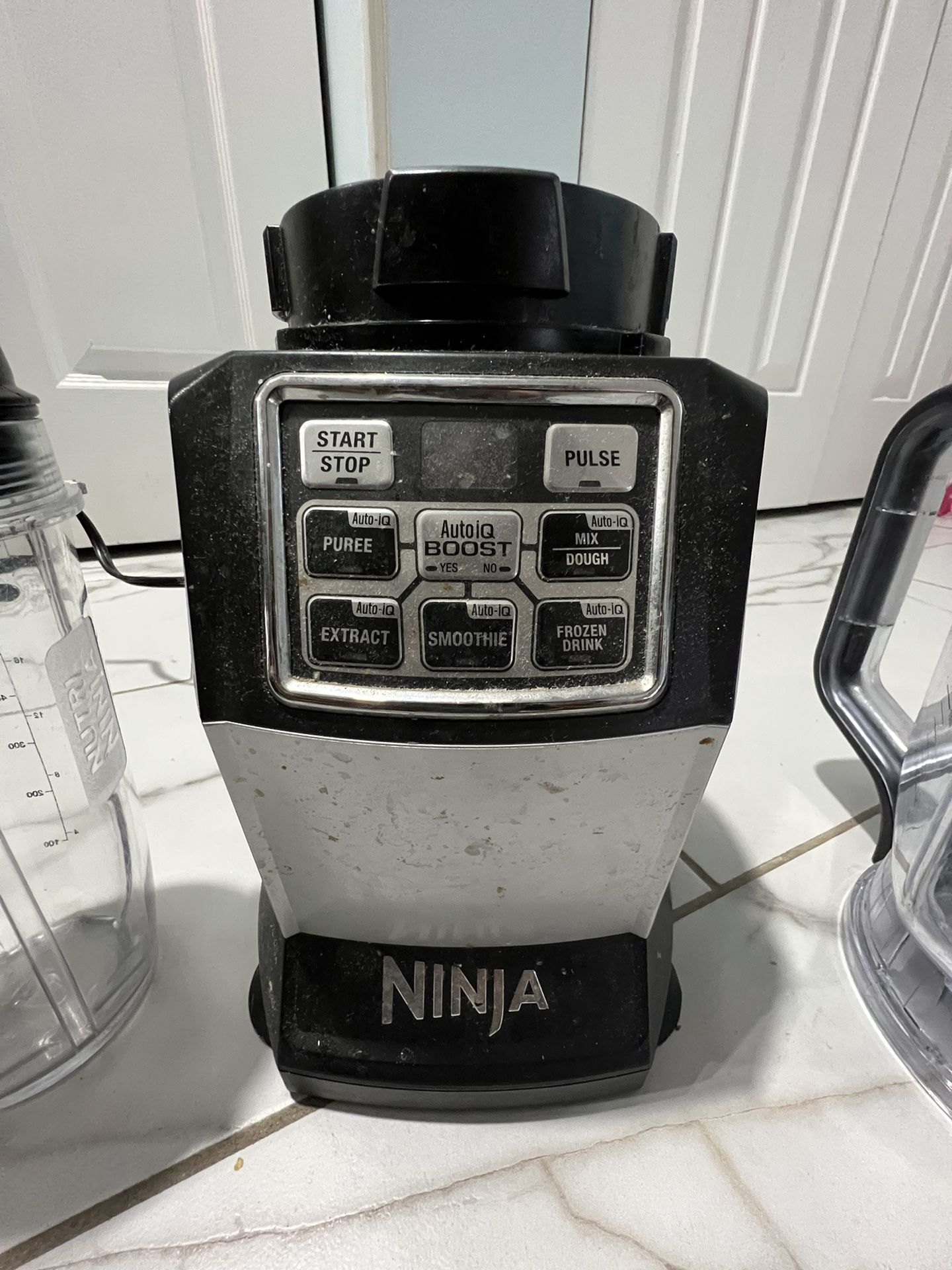 Blender Ninja kitchen professional Auto IQ With small and big blenders