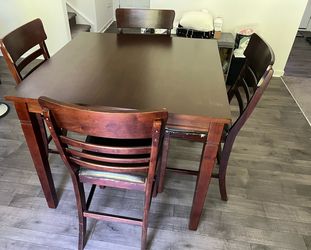 Lifestyle 5-Piece Counter Height Dining Set
