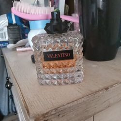 Valentino Perfume
