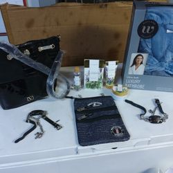 Women's Harley-davidson Bag, Boot Chains, Purse, Robe & Lavender Skin Care Products 