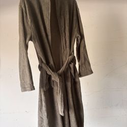 Soft Robe Size Medium 