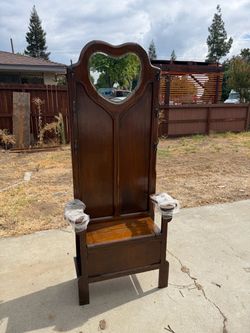 Vintage Wooden Hall Tree Chair with Heart-Shaped Mirror & Storage