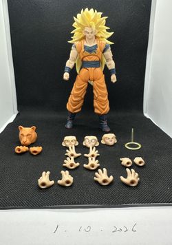 SHF Dragon Ball Goku SS 3