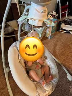 Baby swing/rocker