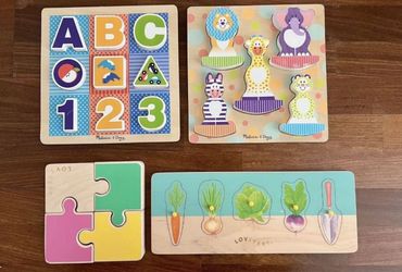 Lovevery Melissa & Doug Montessori Wooden Chunky Baby Toddler Puzzle Toy Lot Comes with 4 puzzles In good condition