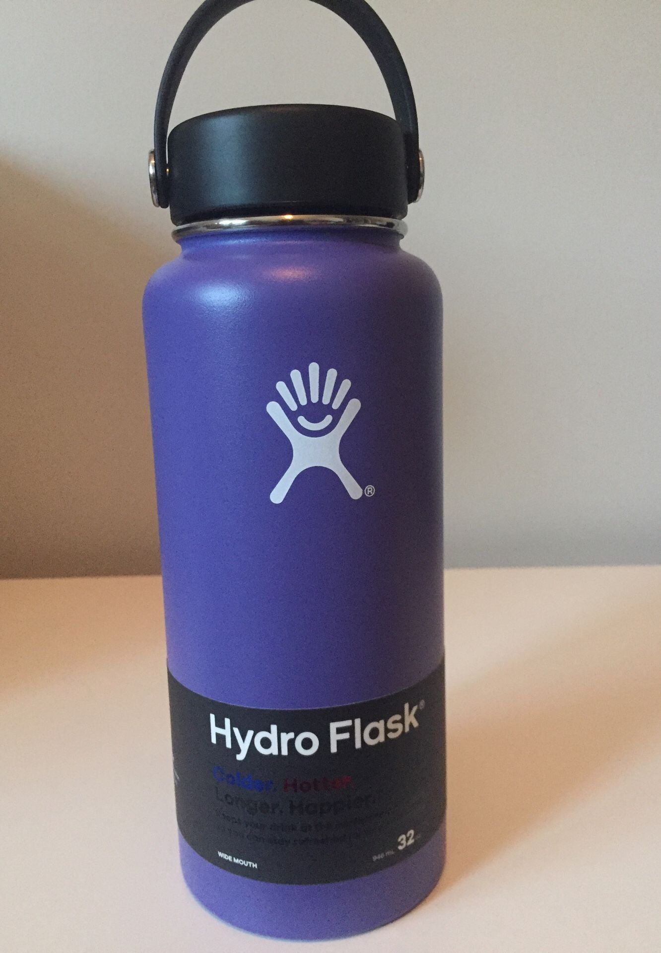 New Hydro Flask 32oz wide mouth bottle Color: Plum