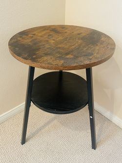 Round Side Table 2 Tier with Two Woven Baskets