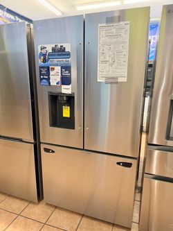 LG 26 cu. ft. Smart Counter-Depth MAX French Door Refrigerator with Dual Ice Makers