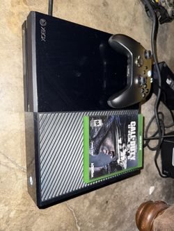 Xbox One With RDR2, Black Flag, COD Ghosts, Etc And Series X Controller