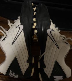 Nike Cleats Size 11