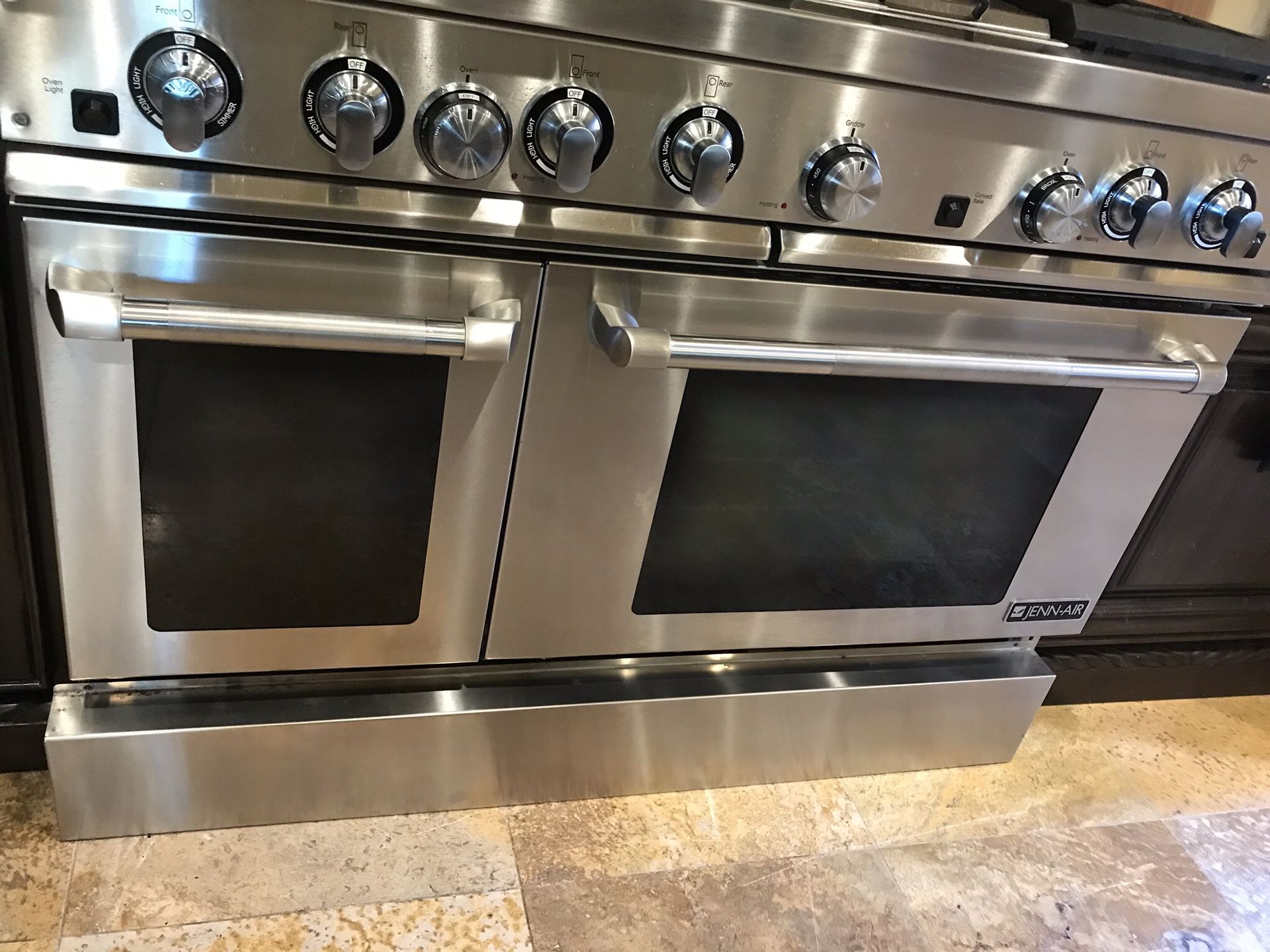 Jenn Air 48” Range for Sale in Temecula, CA OfferUp