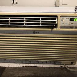 LG LW8014ER 8,000 BTU Window Air Conditioner With 11.3 EER, 2.2 Pts/Hr Dehumidification